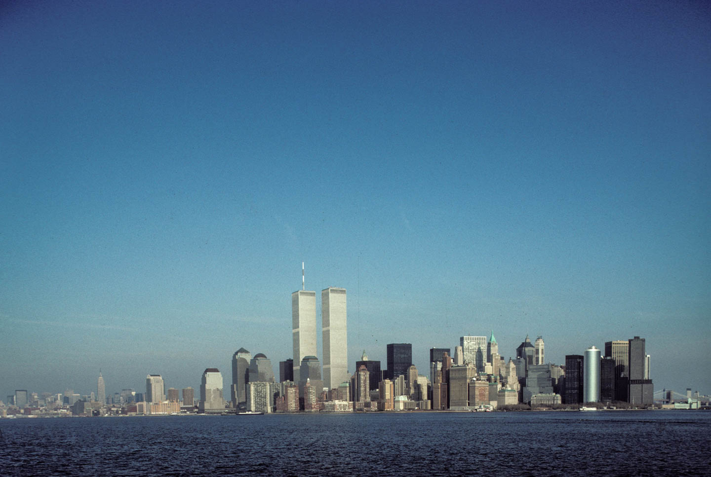 1-ViewoftheWTCfromtheStatenIslandFerry1992_