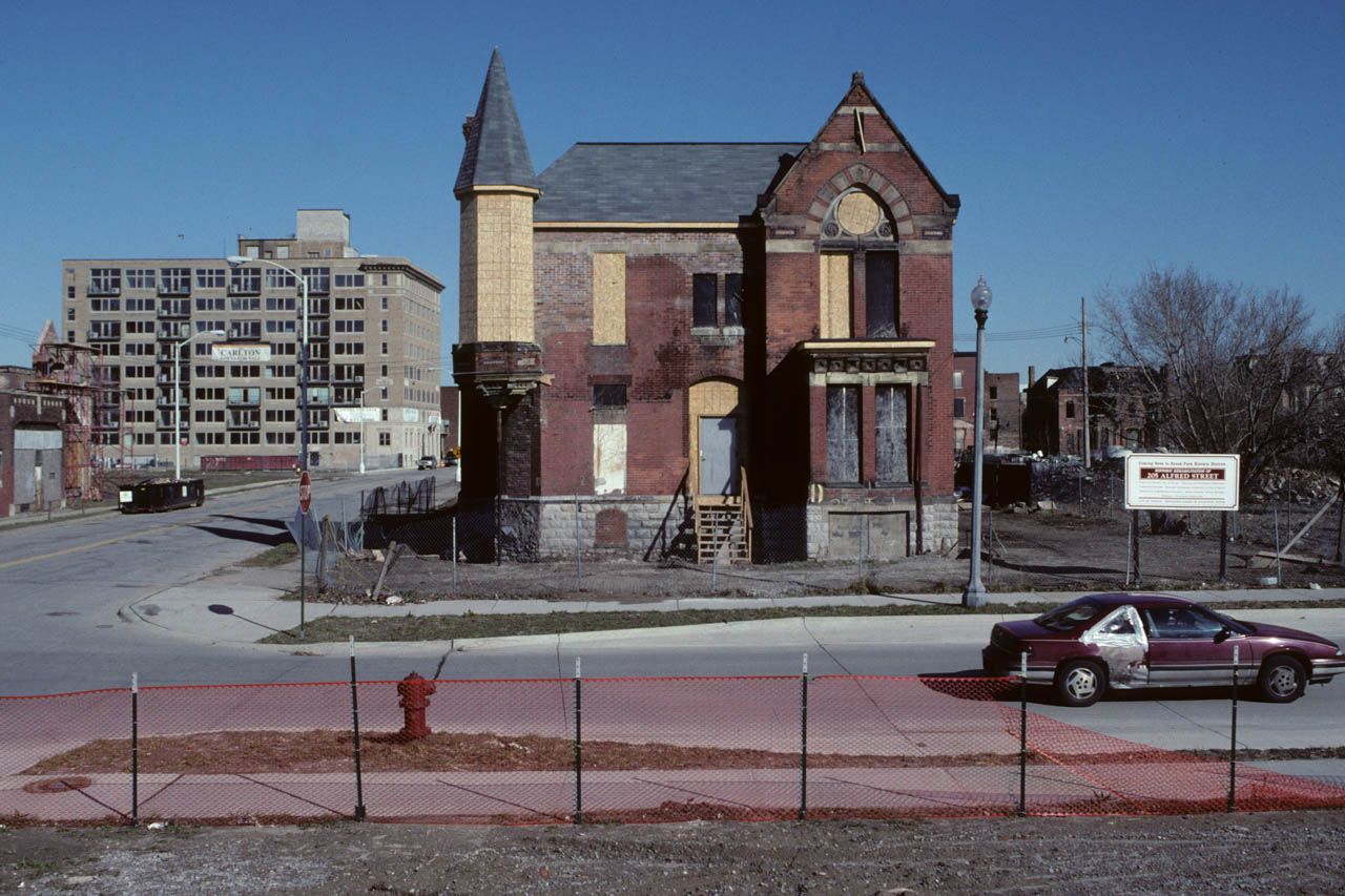 Camilo Jose Vergara | Former Ransom Gillis Mansion | 13