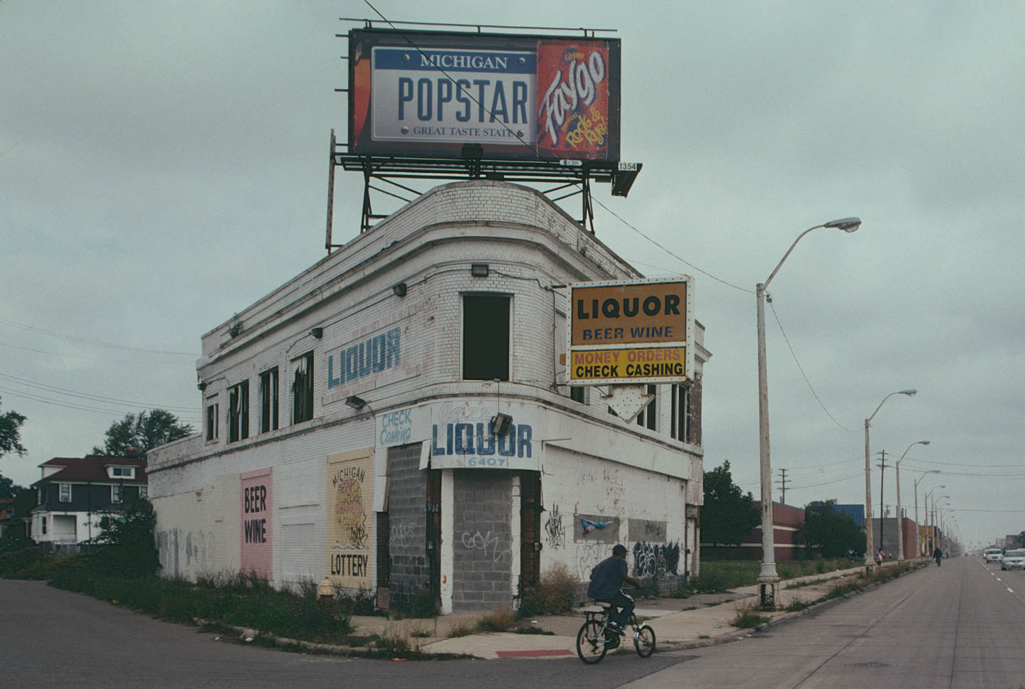3-6407GratiotAve.Detroit2010_