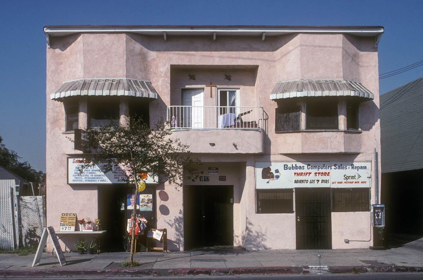 6-1917S.CentralAve.LA2006