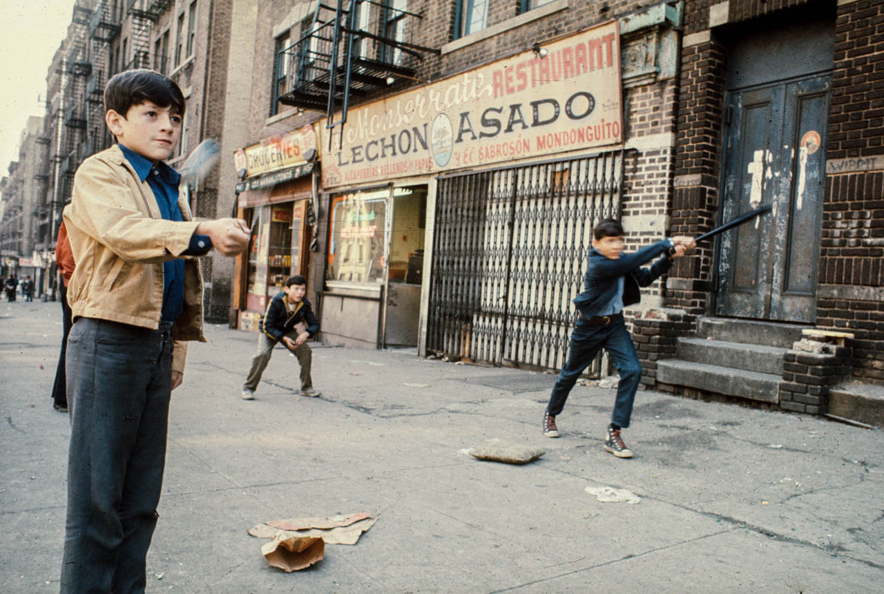 63-StickballLowerEastSideNYC1970_